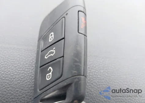 2019 Volkswagen Jetta 1.4T R-Line/1.4T S/1.4T Se from USA, damaged, VIN 3VWC57BU8KM186519